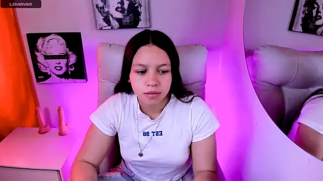 SamanthaRoldaan online show from 23, 3, 2026