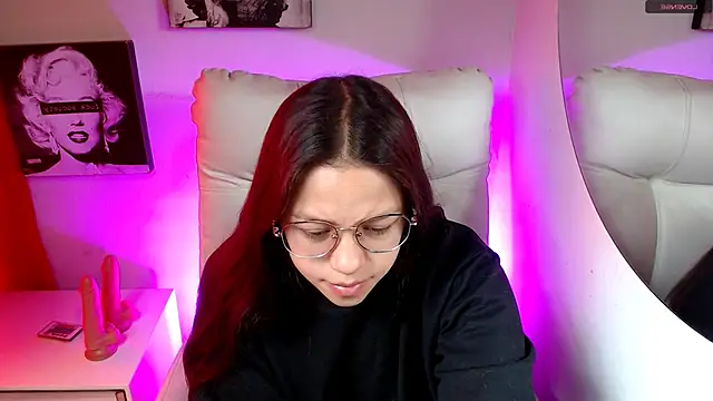 SamanthaRoldaan online show from 9, 2, 2026