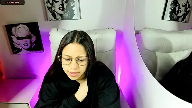 SamanthaRoldaan online show from 19, 4, 2026