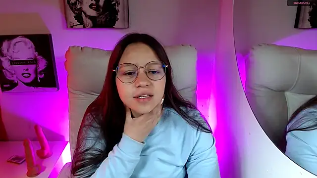 SamanthaRoldaan online show from 8, 2, 2026