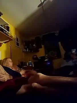 AutumnLights420 online show from 10, 1, 2026