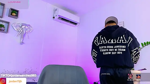 JordanSmiith  online show from 28, 5, 2026