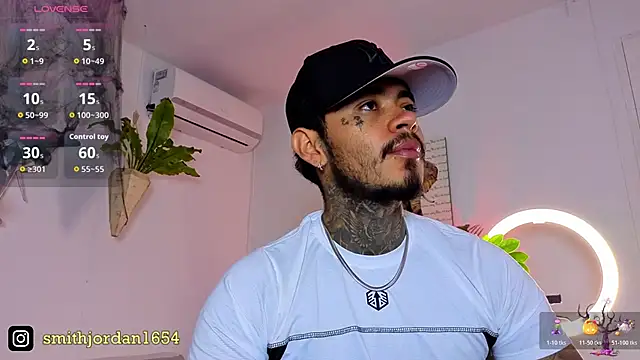 JordanSmiith  online show from 28, 10, 2025