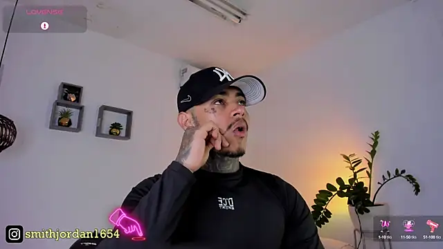 JordanSmiith  online show from 27, 2, 2025