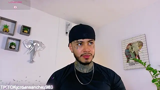 JordanSmiith  online show from 11, 2, 2026