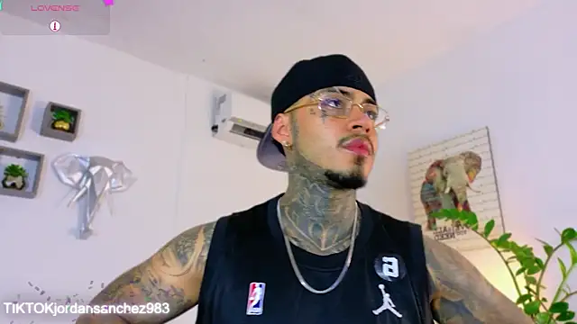 JordanSmiith  online show from 11, 3, 2026