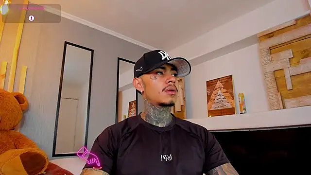 JordanSmiith  online show from 2, 3, 2025