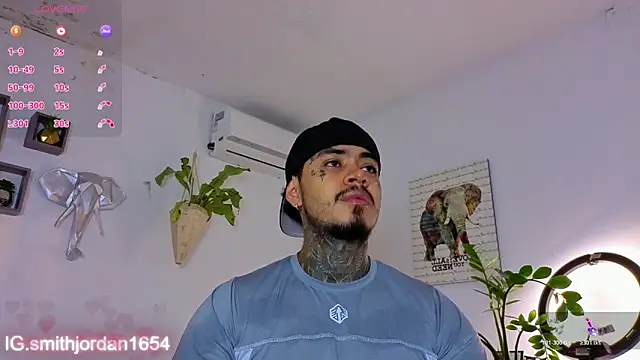 JordanSmiith  online show from 18, 11, 2025