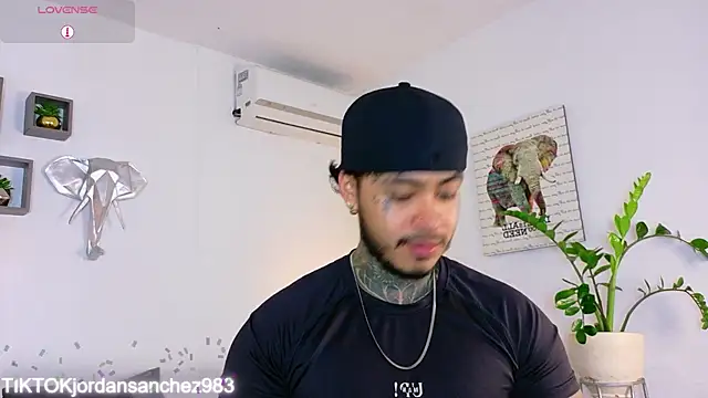 JordanSmiith  online show from 2, 2, 2026