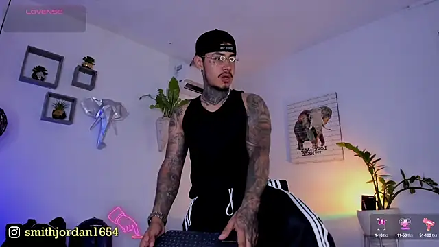 JordanSmiith  online show from 21, 3, 2025