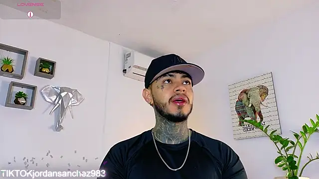 JordanSmiith  online show from 15, 2, 2026