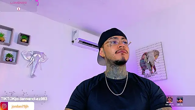 JordanSmiith  online show from 17, 4, 2026