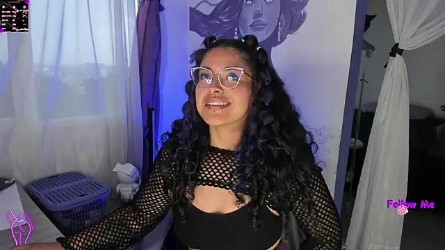 witchviolet online show from 9, 10, 2025