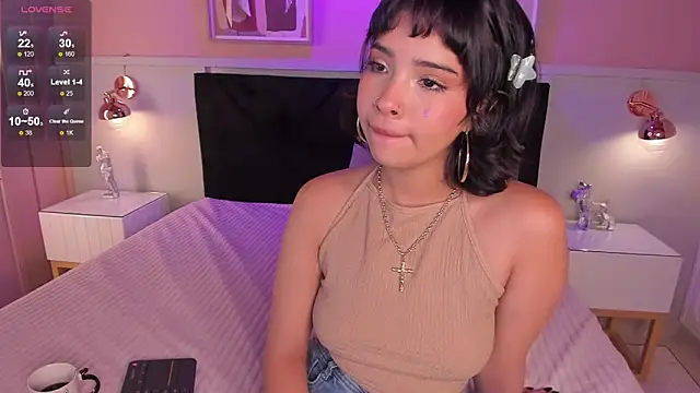 chloe watson  online show from 5, 6, 2026