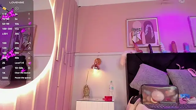 chloe watson  online show from 27, 11, 2025