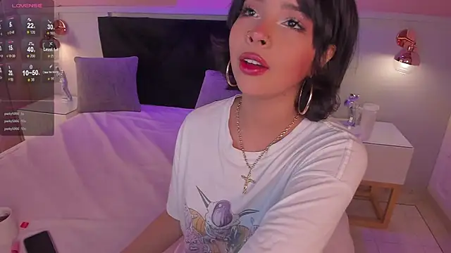 chloe watson  online show from 16, 5, 2026