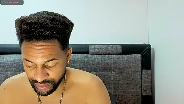 Snapshot of bbcblackhot34 chatting on 9, 11, 2025 bbcblackhot34 online show from 9, 11, 2025