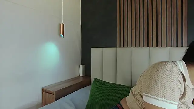 eva daemon online show from 11, 2, 2026