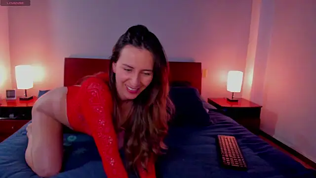 ssara miranda online show from 27, 3, 2026