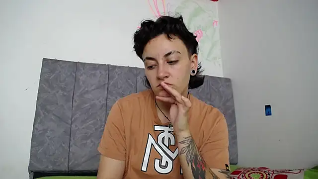 linda 33 online show from 15, 12, 2025