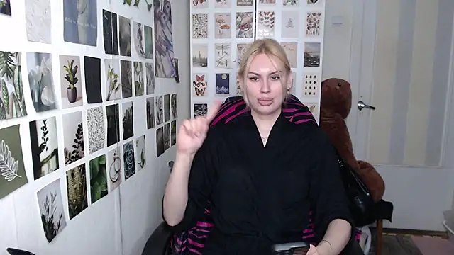 Snapshot of CapriScorpion chatting on 5, 7, 2026 CapriScorpion online show from 5, 7, 2026