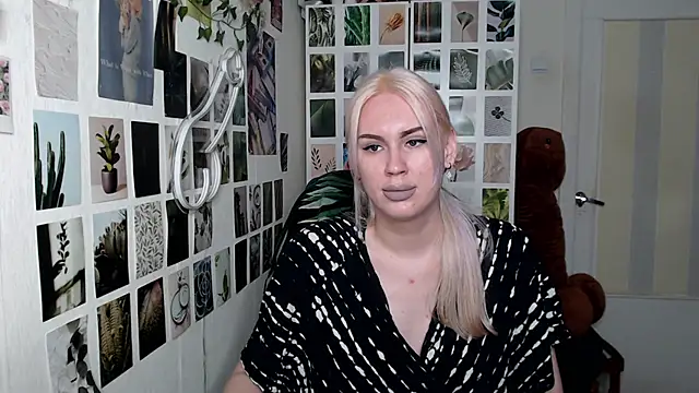 CapriScorpion online show from 6, 11, 2025