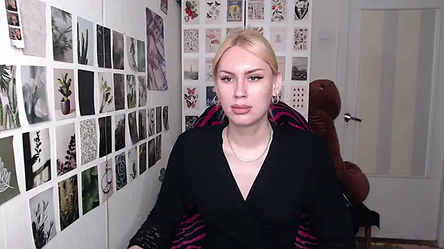 Snapshot of CapriScorpion chatting on 7, 7, 2026 CapriScorpion online show from 7, 7, 2026