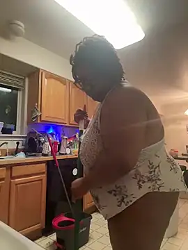 kweenxkarma online show from 25, 12, 2024
