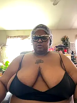 kweenxkarma online show from 17, 9, 2025