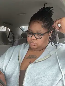 kweenxkarma online show from 25, 9, 2025