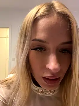 Leyladieistso47 online show from 7, 11, 2025