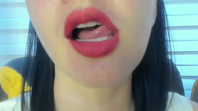 queen fetish online show from 21, 7, 2026