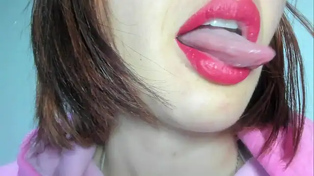 queen fetish online show from 24, 2, 2026