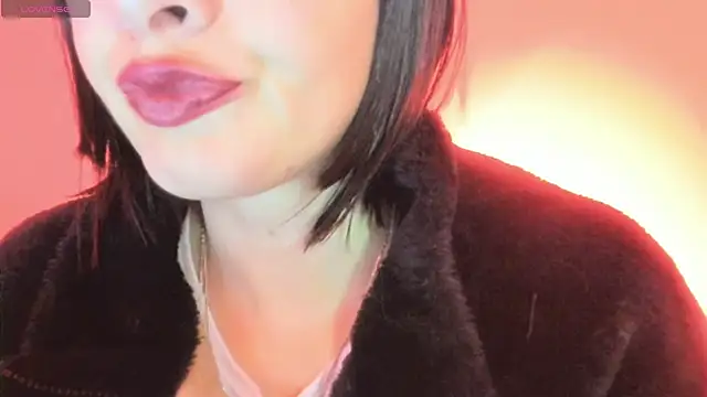 Snapshot of queen_fetish chatting on 11, 11, 2025 queen fetish online show from 11, 11, 2025