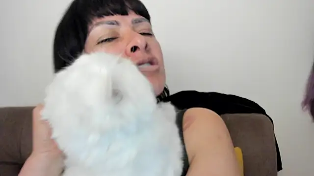 queen fetish online show from 23, 1, 2025