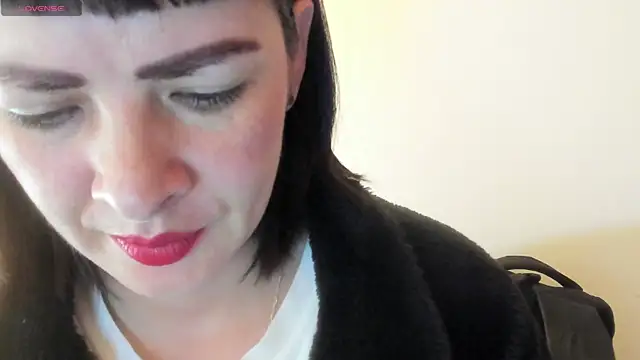 queen fetish online show from 18, 12, 2025