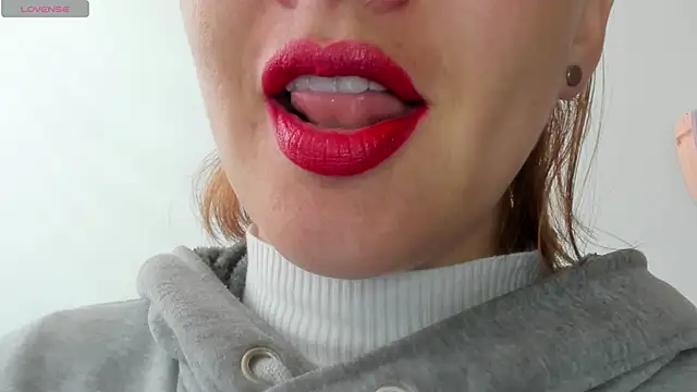 queen fetish online show from 30, 3, 2026