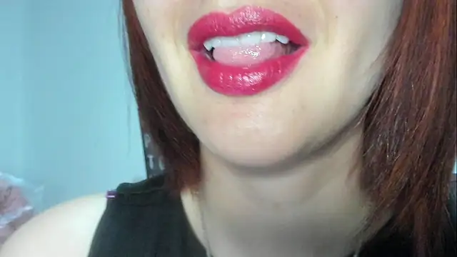 queen fetish online show from 10, 2, 2026