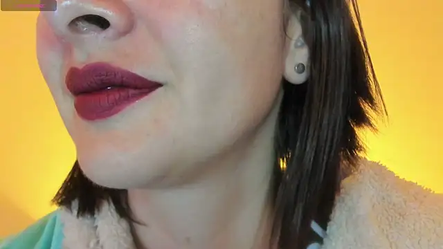 Snapshot of queen_fetish chatting on 22, 11, 2025 queen fetish online show from 22, 11, 2025