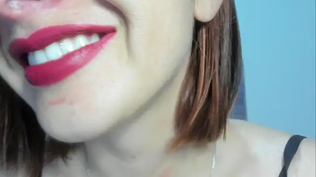 queen fetish online show from 17, 2, 2026