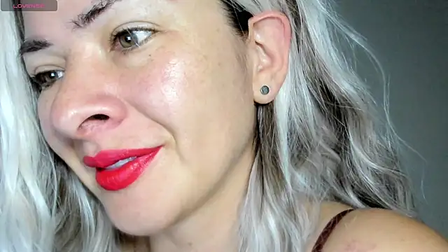 queen fetish online show from 21, 12, 2025