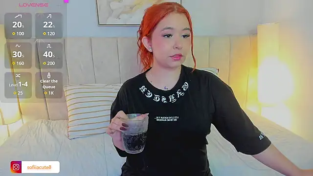 Atenea cuteee online show from 4, 12, 2025