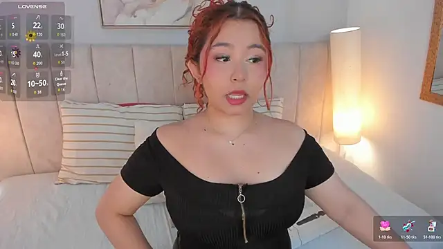 Atenea cuteee online show from 10, 4, 2026