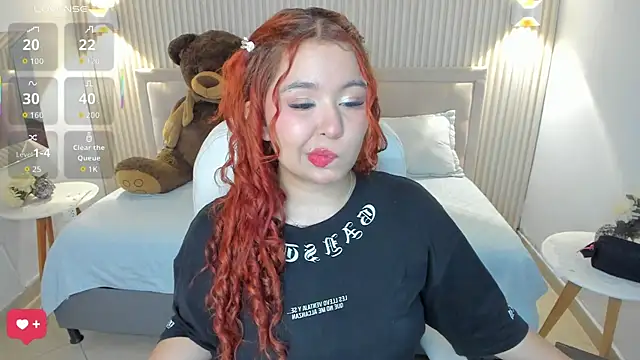 Atenea cuteee online show from 5, 3, 2026