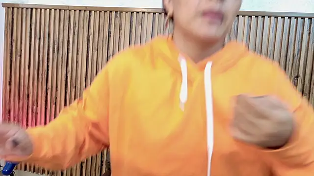 evelynjohnsoon online show from 19, 12, 2025