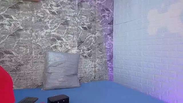 CarolRodriguez  online show from 13, 10, 2025