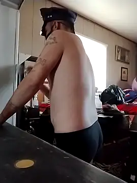 prettyboi6992 online show from 16, 12, 2025