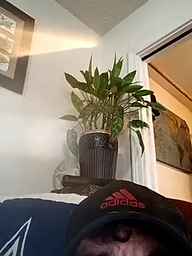 prettyboi6992 online show from 17, 7, 2026