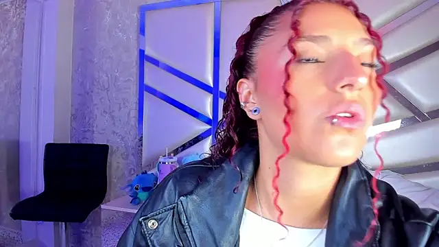 Miia002 online show from 29, 10, 2025