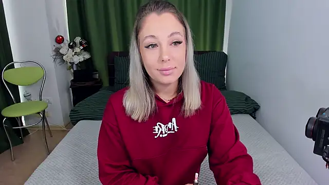 DanikaMorri online show from 15, 11, 2025